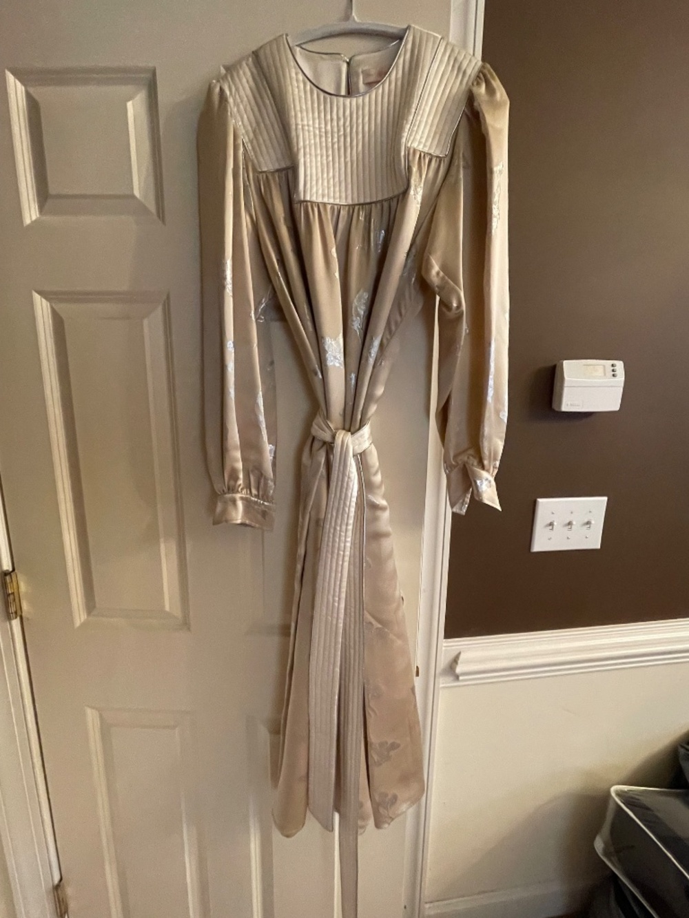 NWT!!! TORY BURCH Mushroom Lurex Satin Gown - Picture 9 of 11